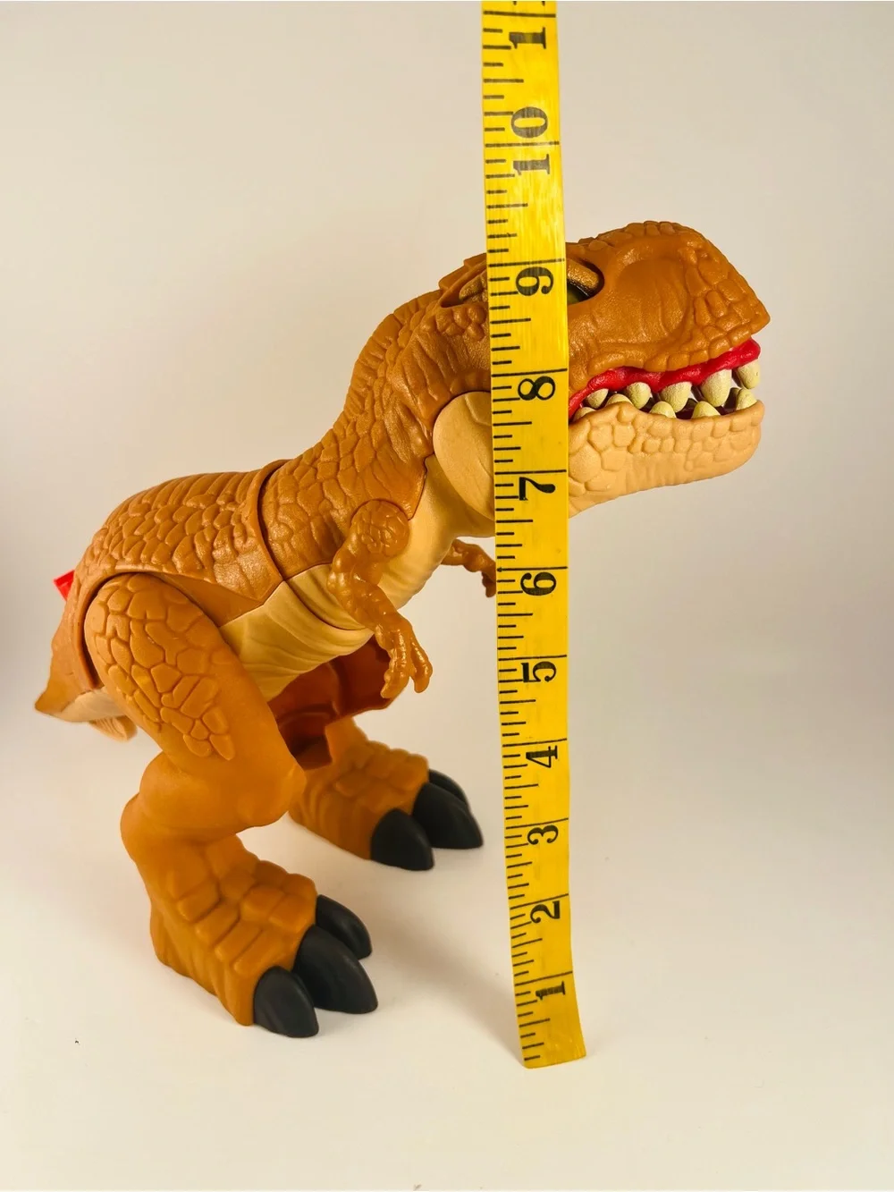 Imaginext Jurassic World Thrashin Action T-Rex Dinosaur Action Figure Toy